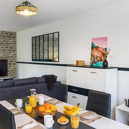 T2 Paisible Avec Balcon Verdoyant אנז'ה