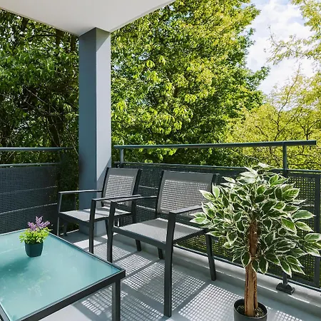 T2 Paisible Avec Balcon Verdoyant Apartament