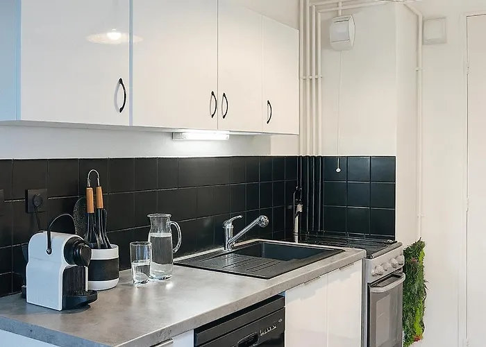 T2 Paisible Avec Balcon Verdoyant